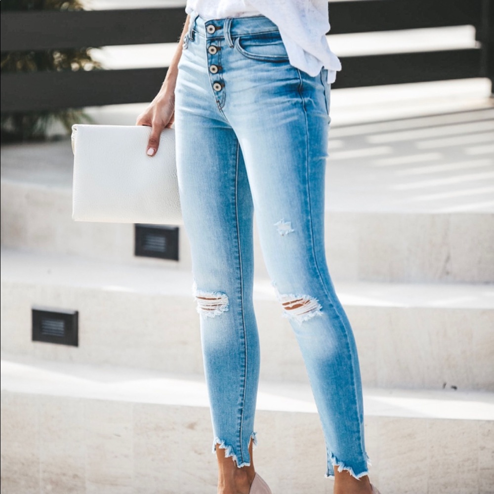 KanCan jeans size 30 NWT